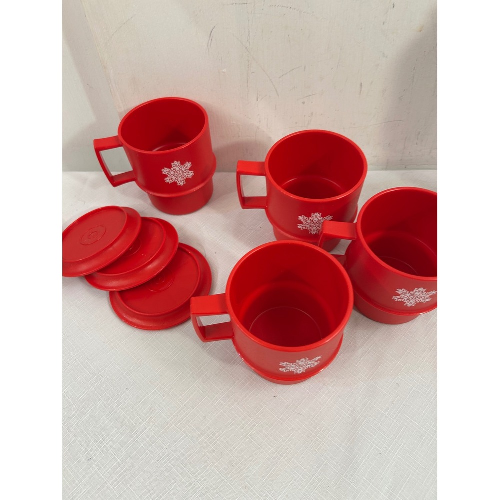Tupperware Stacking Mugs Set of 4 Red Snowflake Plastic Vintage Unisex